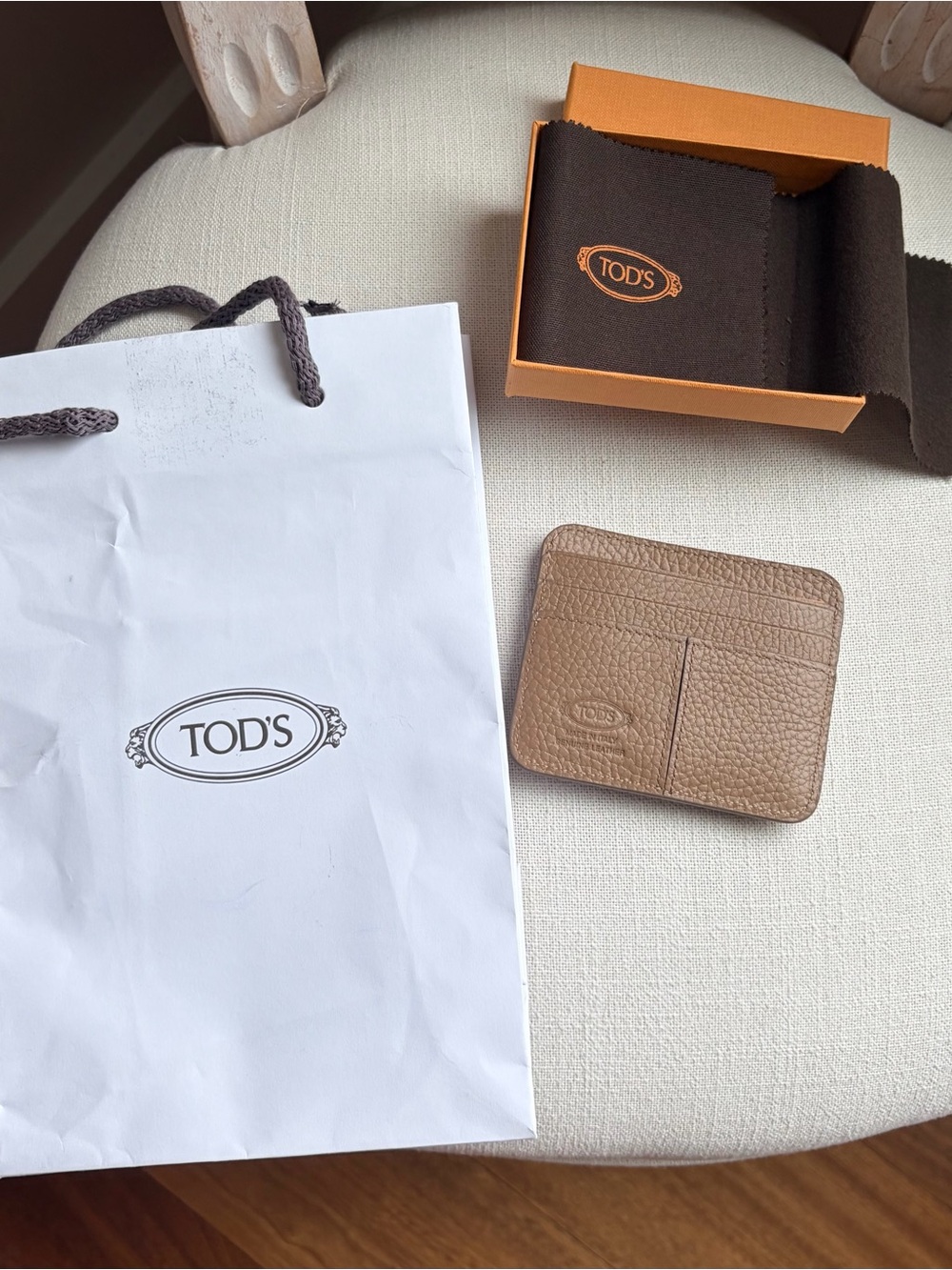TOD’S dark taupe leather card holder - Picture 5 of 7